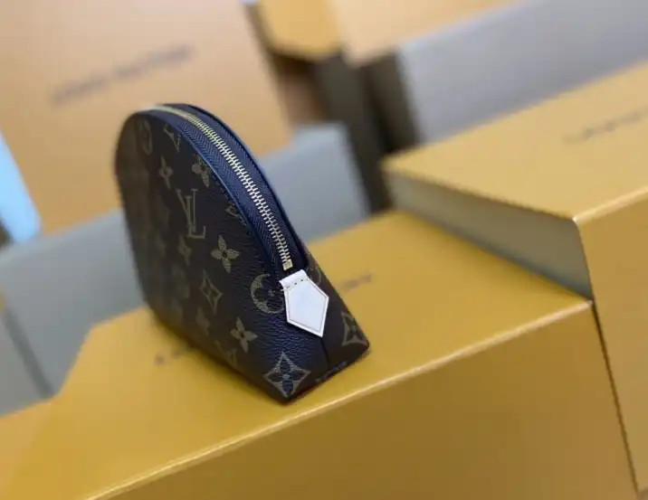 LV Clutch Bags 4206A-5166
