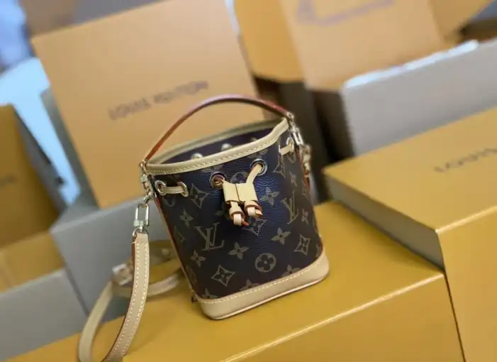 LV Bucket Bags 4206A-5173