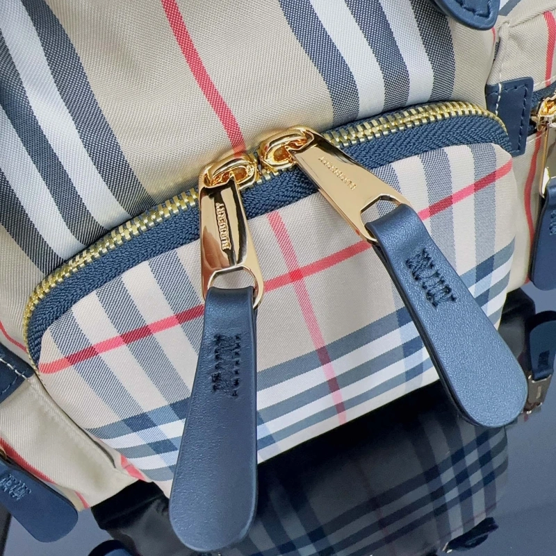 Bv*b*rry backpacks 4211d-0007