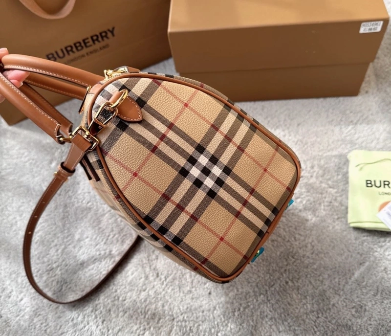 Bv*b*rry speedy bags 4211d-0031