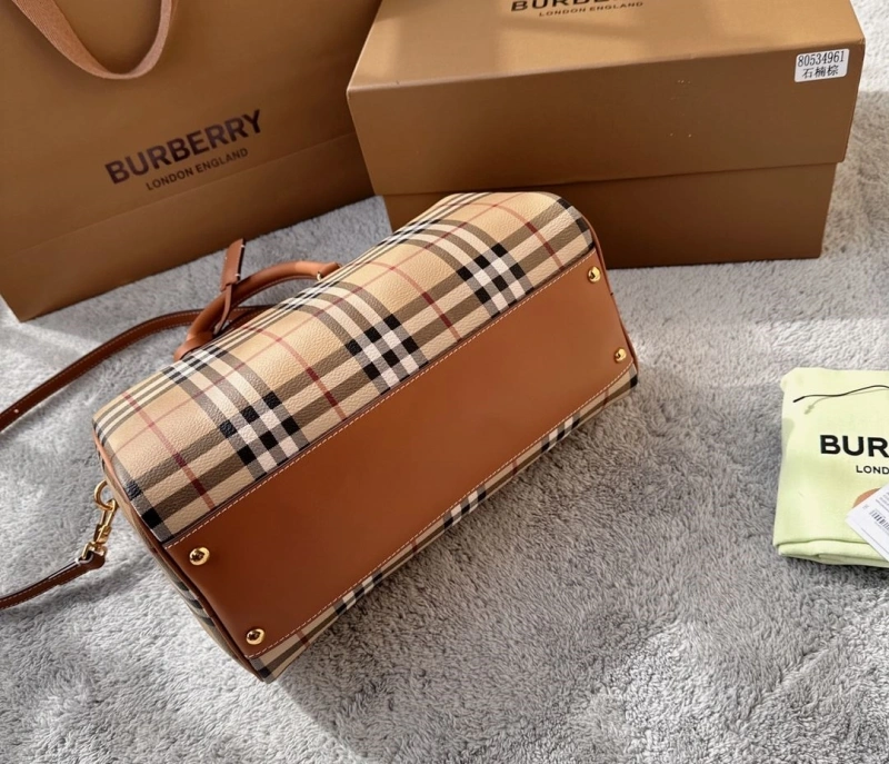 Bv*b*rry speedy bags 4211d-0031