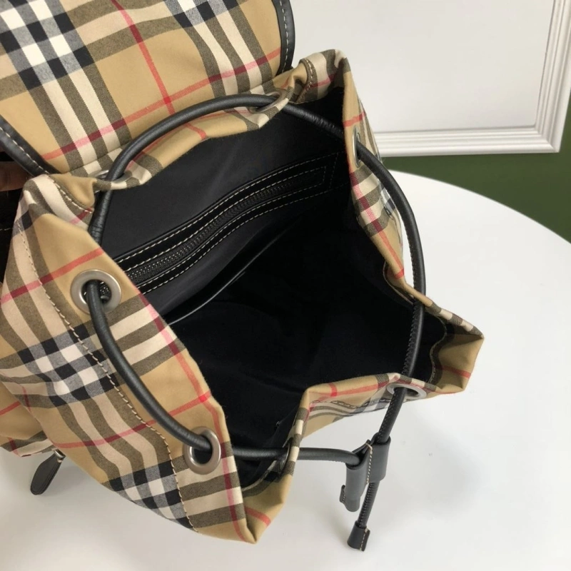 Bv*b*rry backpacks 4211d-0054