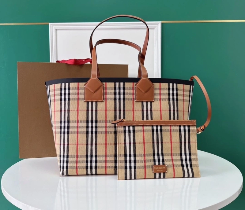 Bv*b*rry shopping bags 4211d-0066