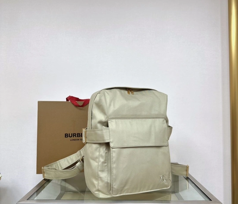 Bv*b*rry backpacks 4211d-0081