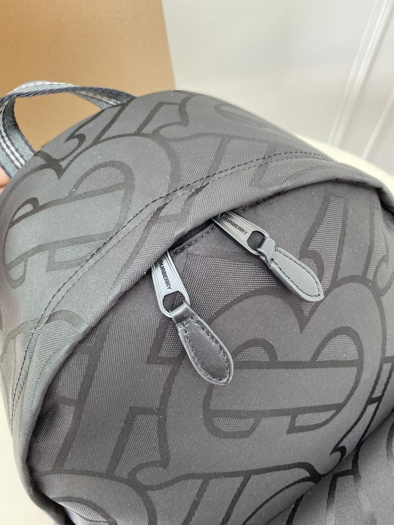 Bv*b*rry backpacks 4211d-0141