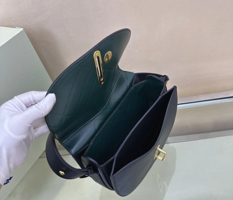 Bv*b*rry top handle bags 4211d-0195