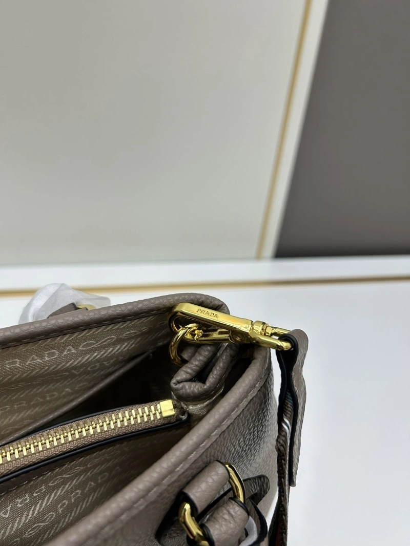 Pra*a satchel bags 4213-0173
