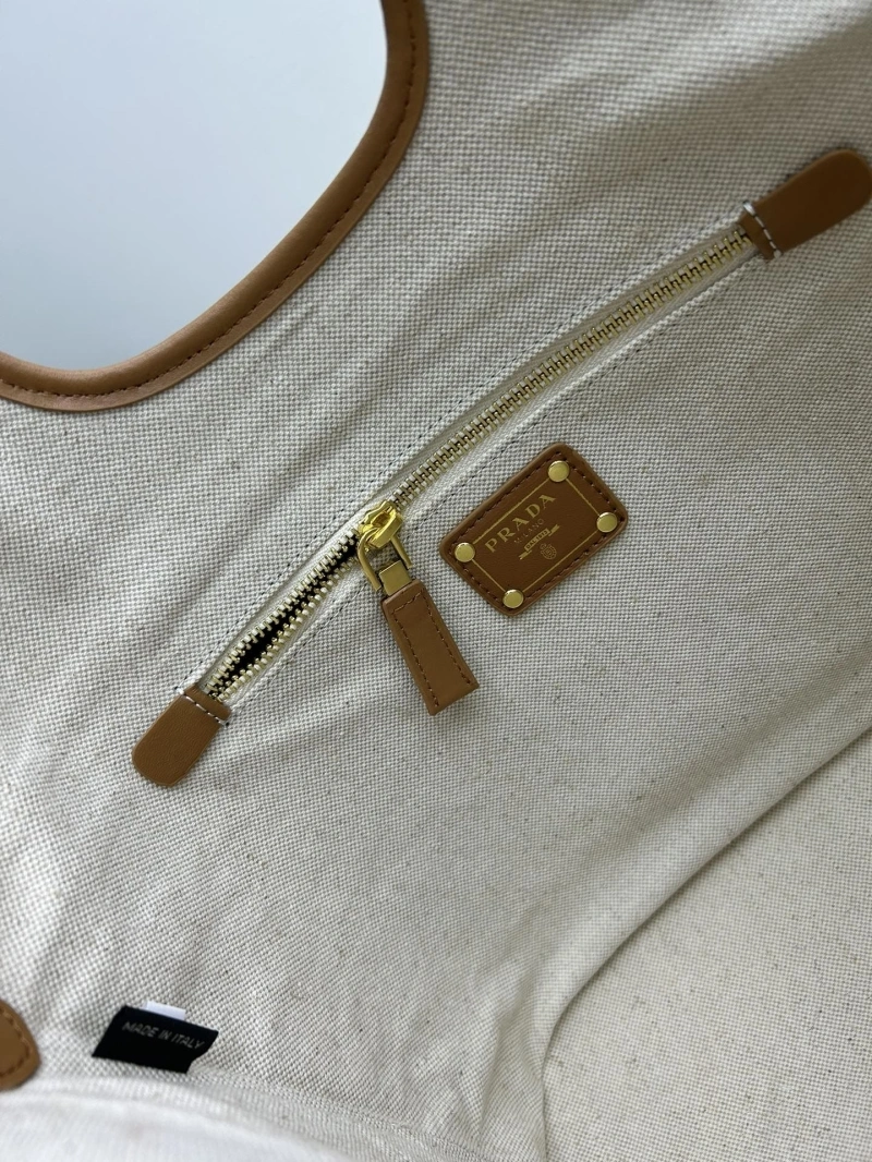 Pra*a bucket bags 4213-0219