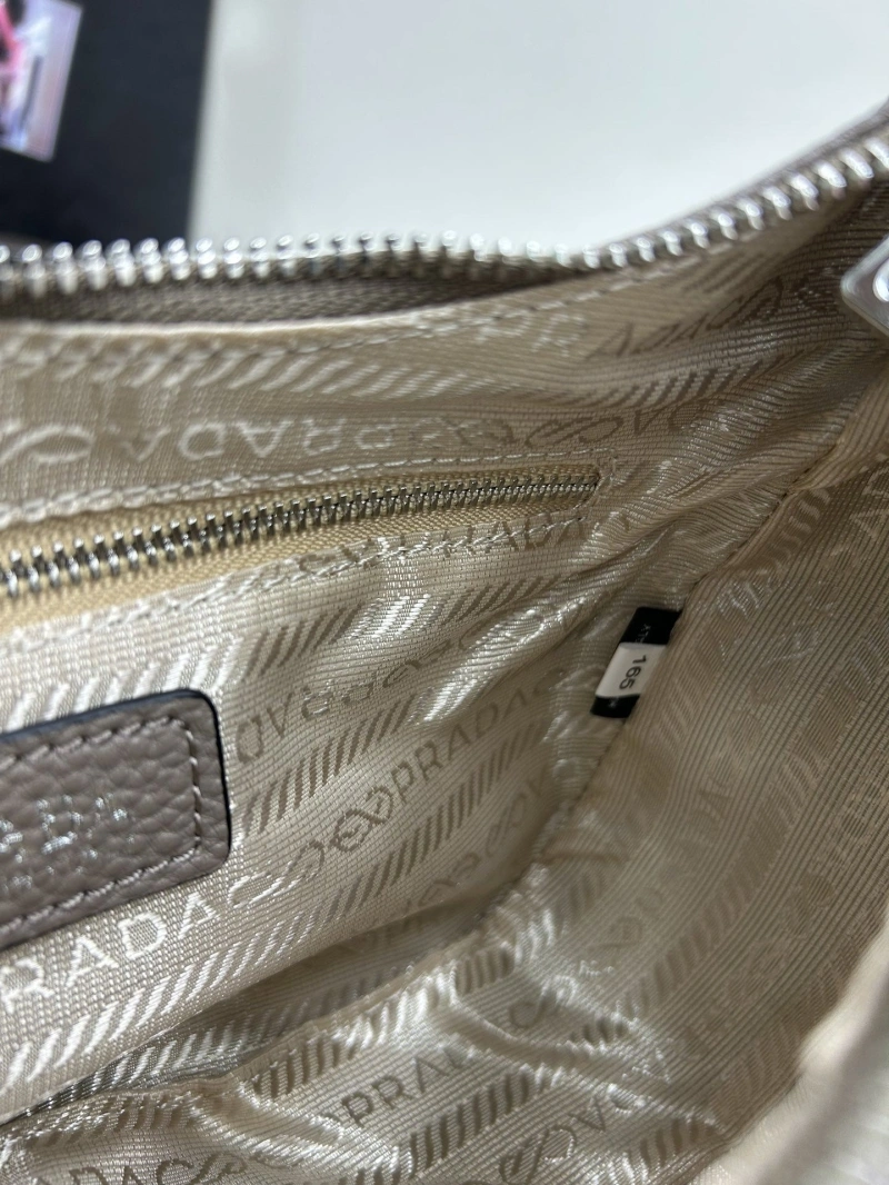 Pra*a satchel bags 4213-0232