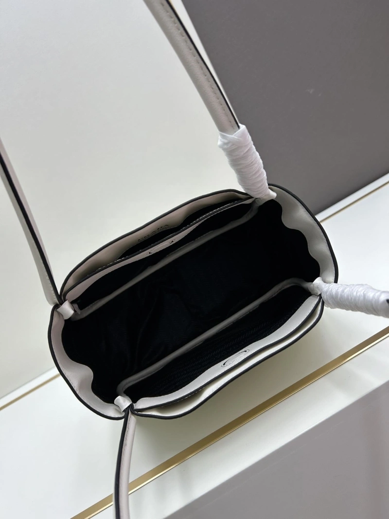 Pra*a top handle bags 4213-0316