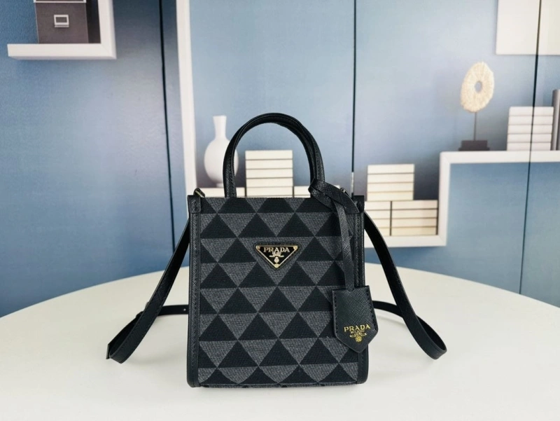 Pra*a shopping bags 4213-0383