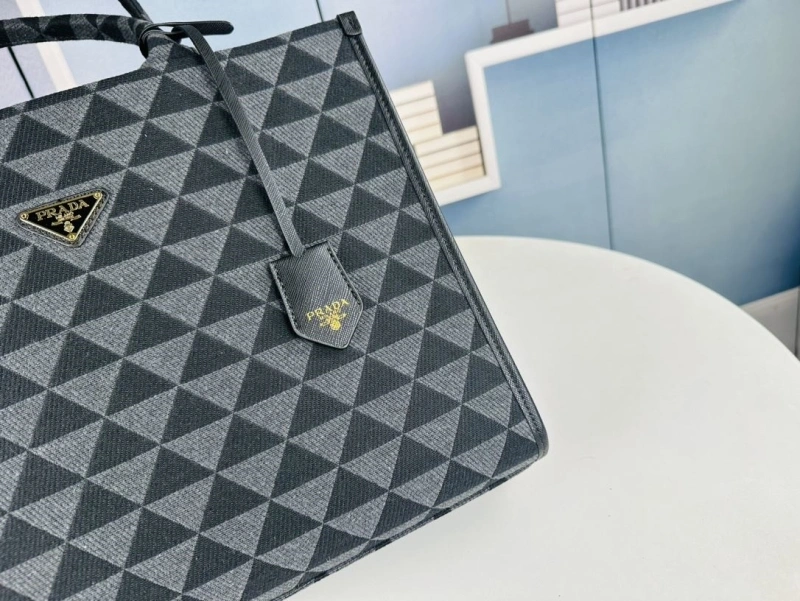 Pra*a shopping bags 4213-0385
