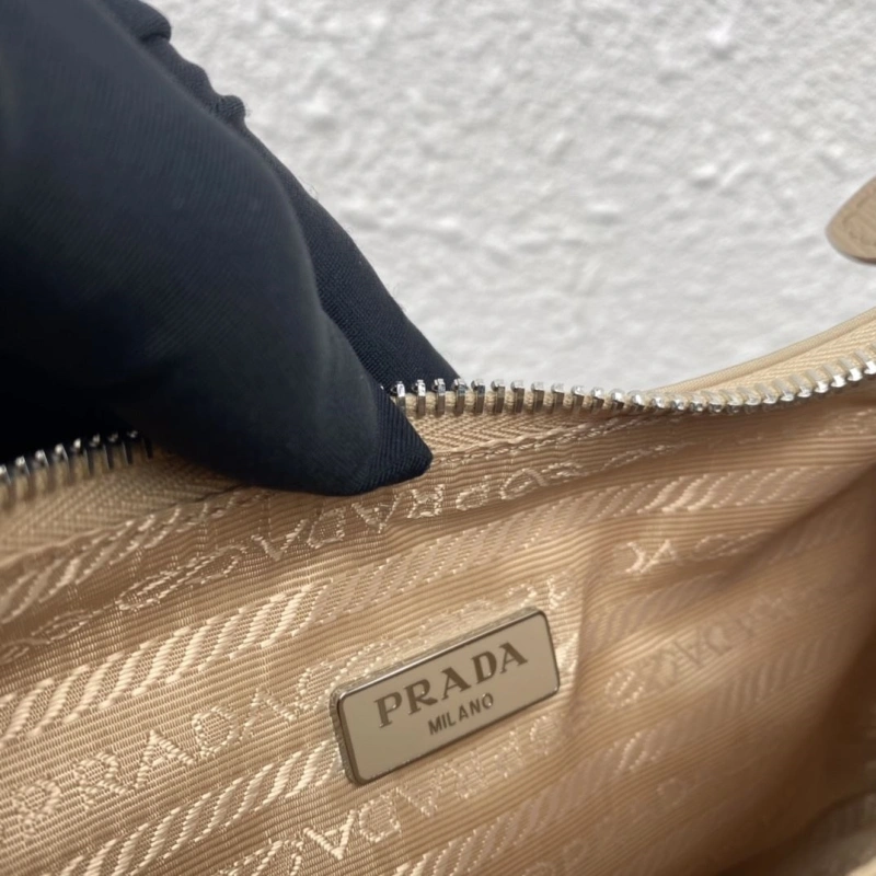 Pra*a satchel bags 4213-0569