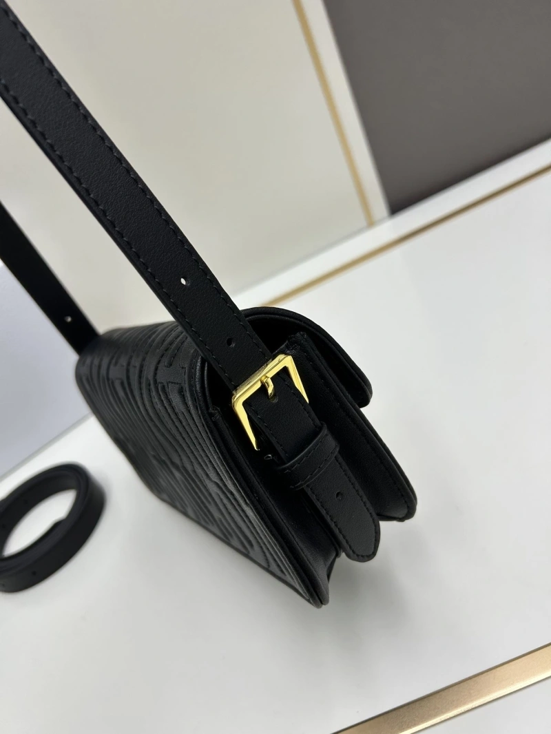D10r top handle bags 4213a-0218