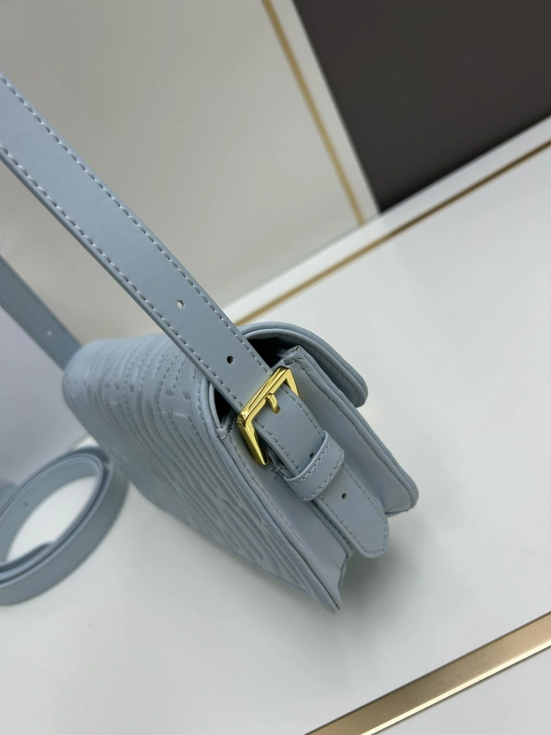 D10r top handle bags 4213a-0219