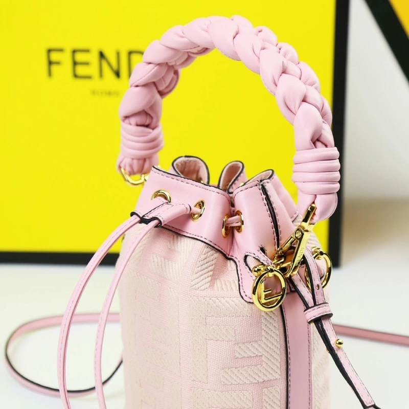 F**di bucket bags 4220-0110