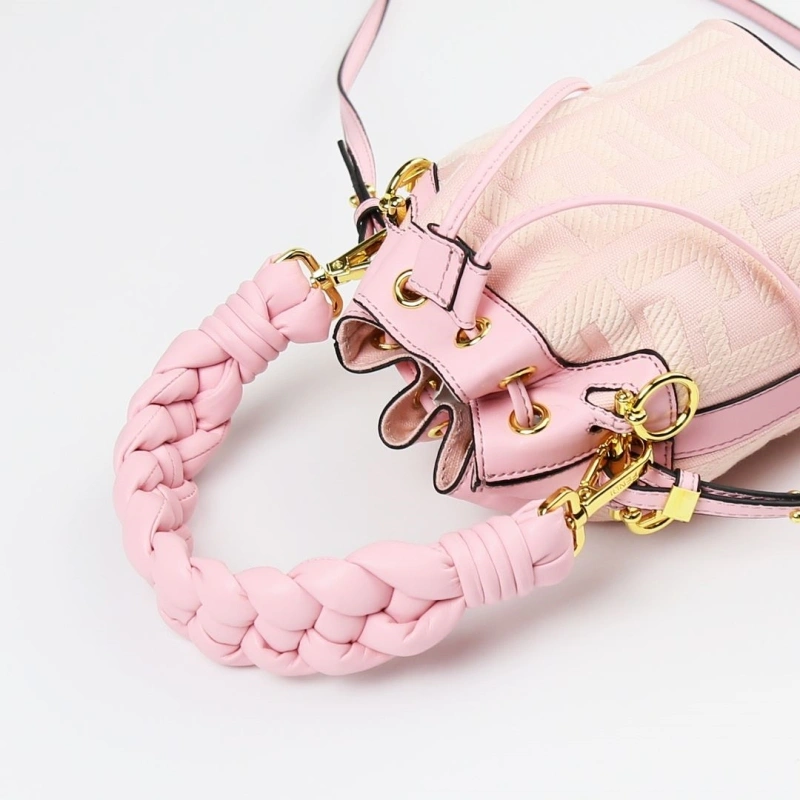 F**di bucket bags 4220-0110