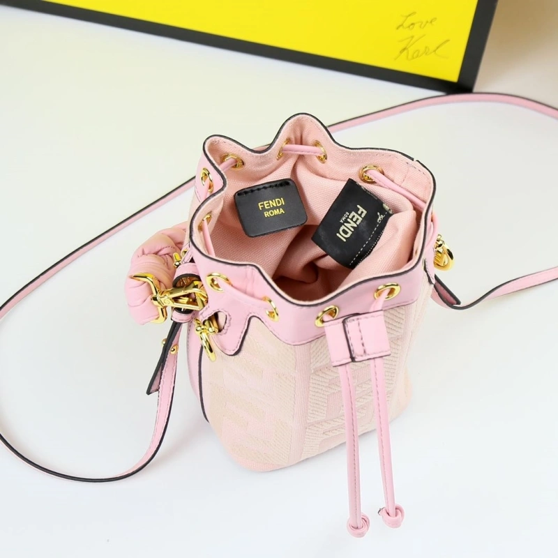 F**di bucket bags 4220-0110