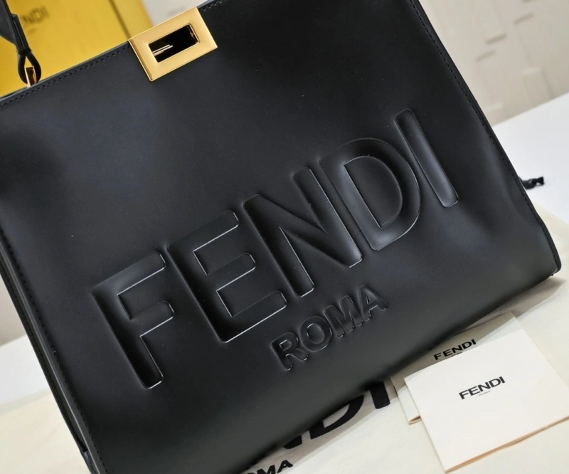 F**di shopping bags 4220-0225