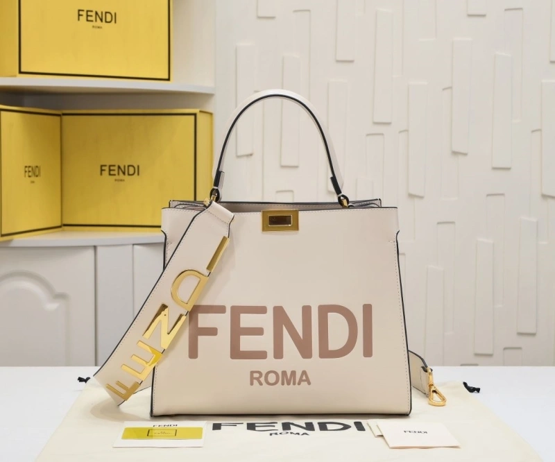 F**di shopping bags 4220-0226