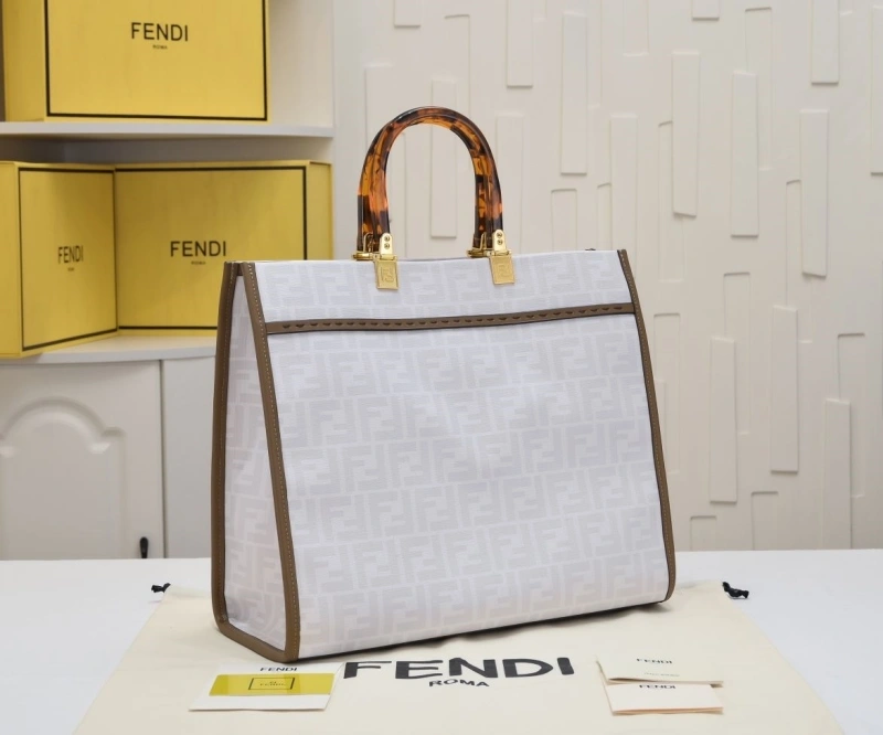F**di shopping bags 4220-0228