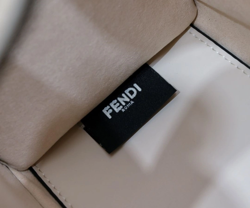 F**di shopping bags 4220-0229