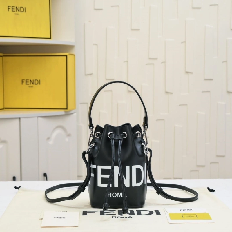 F**di bucket bags 4220-0234