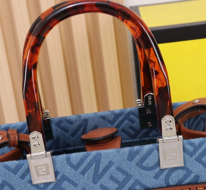 F**di shopping bags 4220-0239