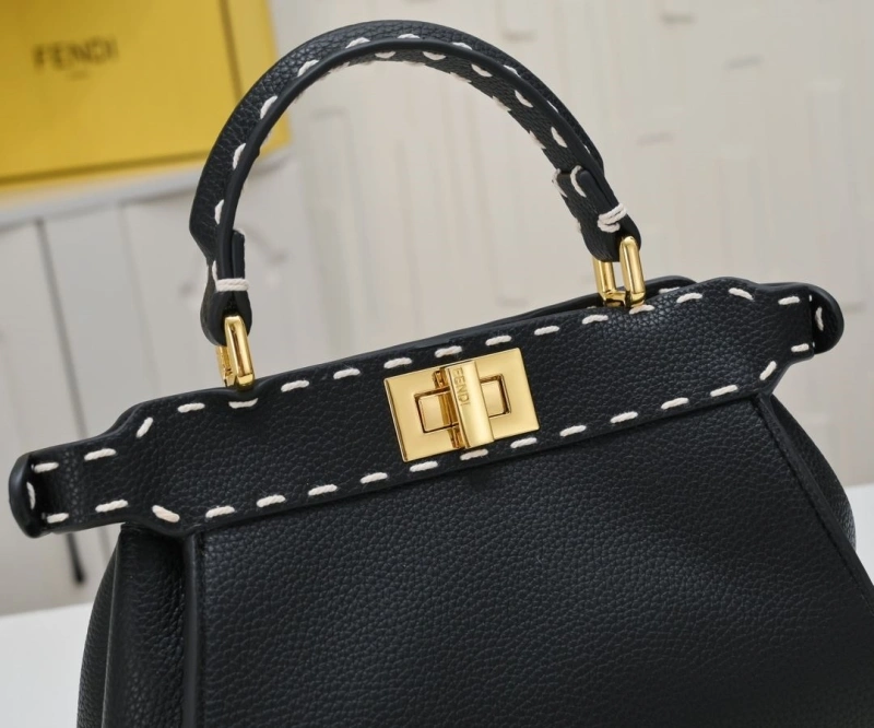 F**di shopping bags 4220-0268