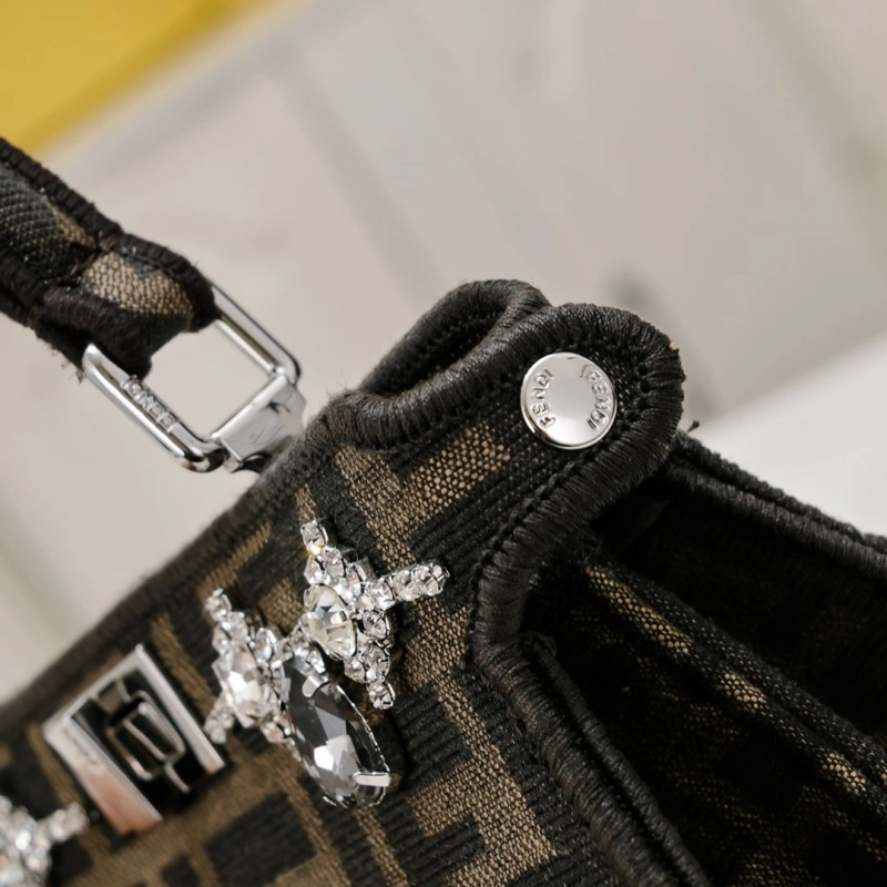F**di top handle bags 4220-0313