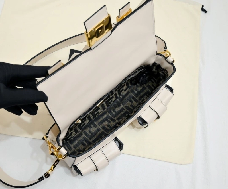 F**di top handle bags 4220-0316