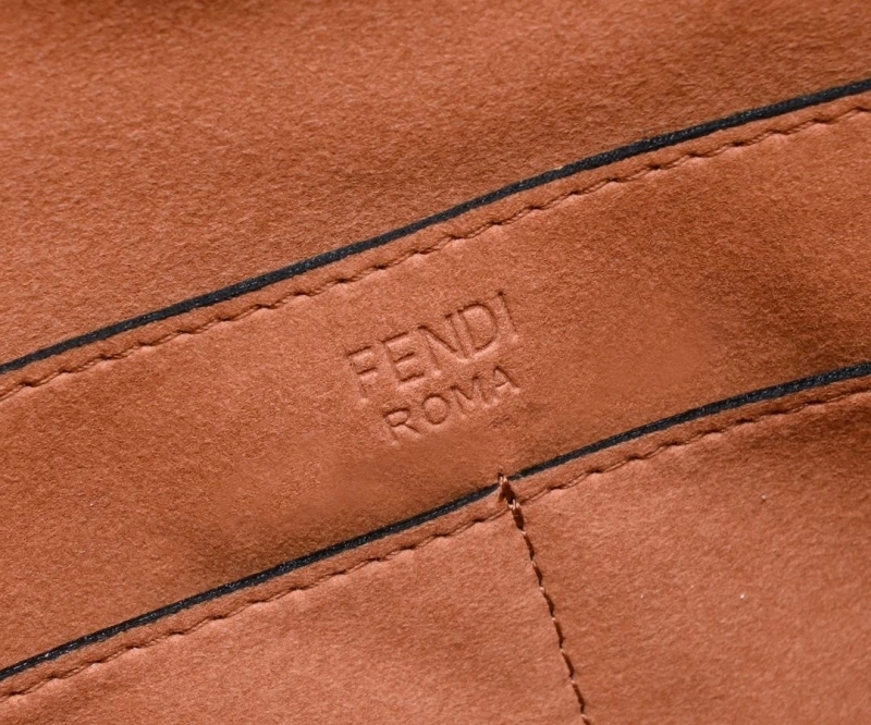 F**di shopping bags 4220-0337