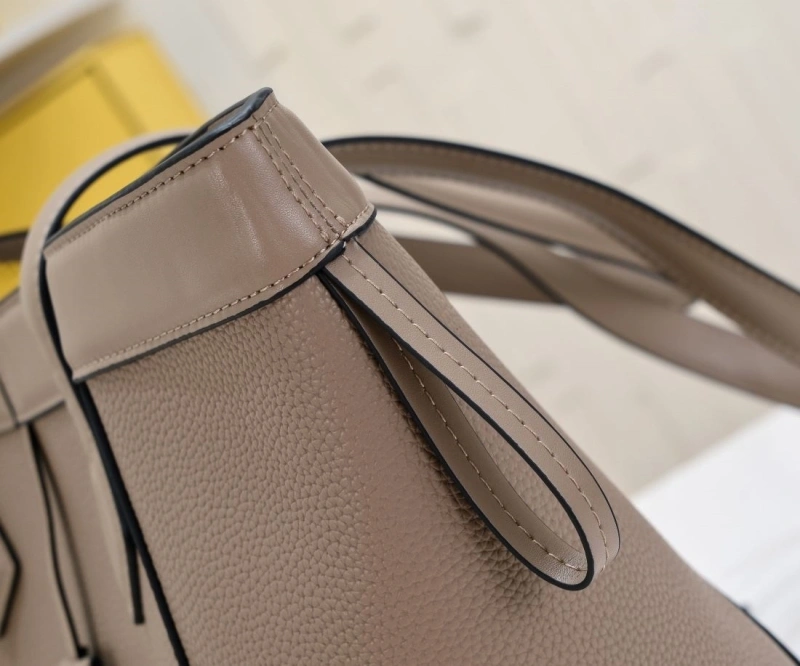 F**di shopping bags 4220-0340
