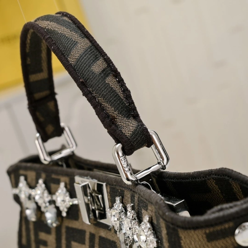 F**di top handle bags 4220a-0015