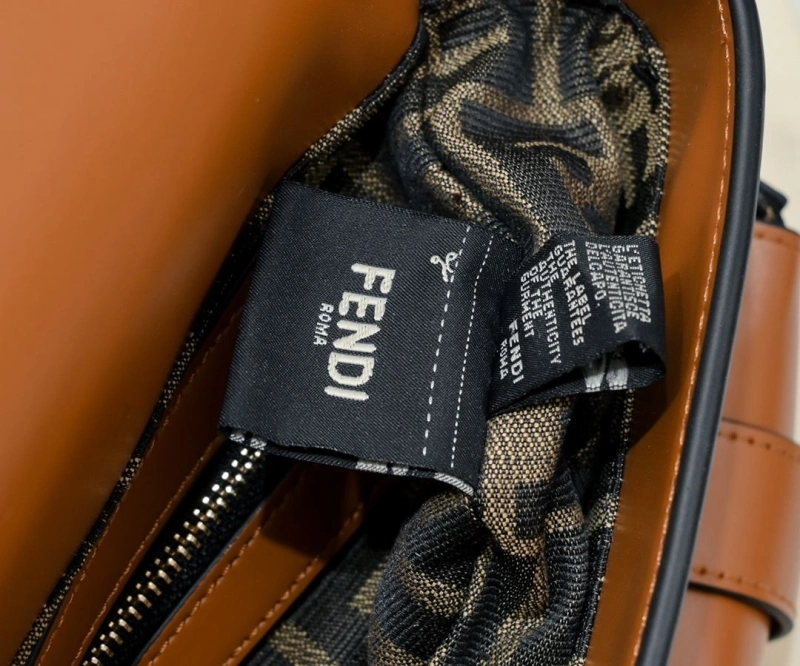 F**di top handle bags 4220a-0024