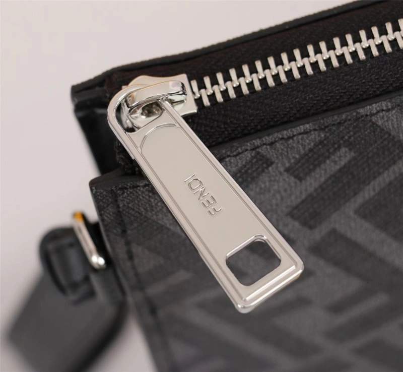 F**di cluth bags 4220a-0056