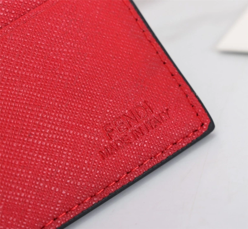 F**di wallets 4220a-0074