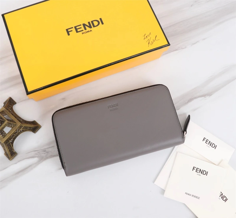 F**di wallets 4220a-0082