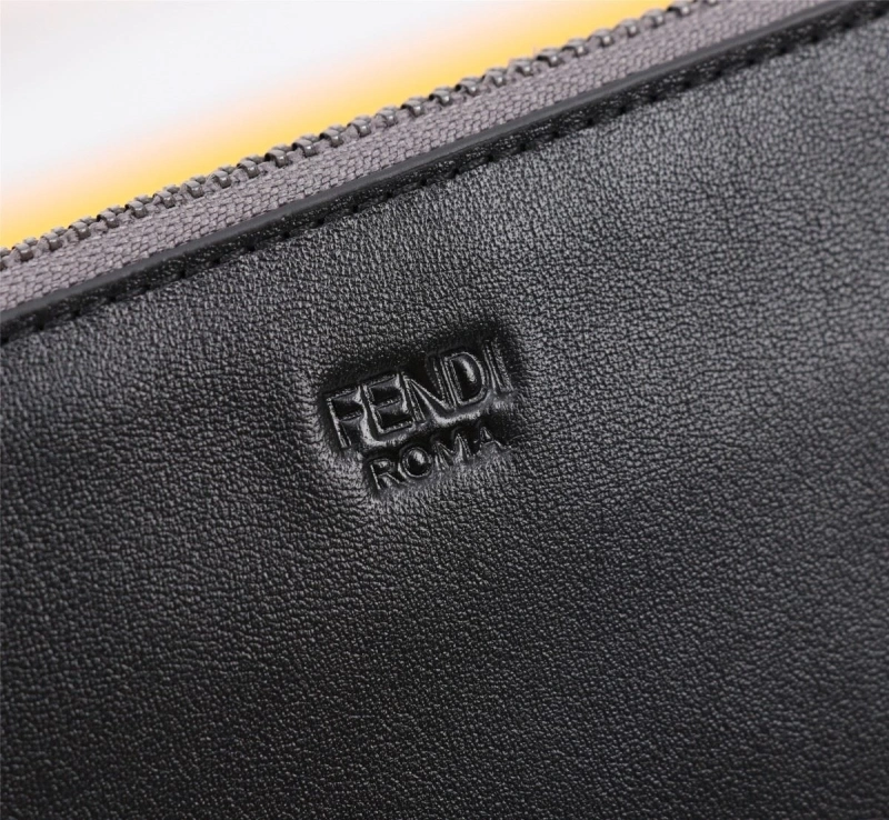 F**di cluth bags 4220a-0114