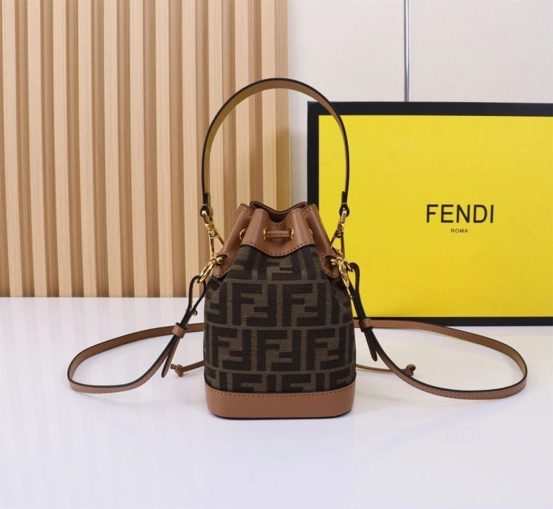 F**di bucket bags 4220a-0220