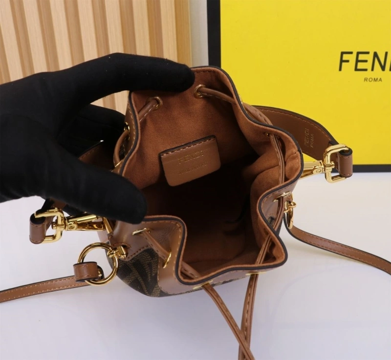 F**di bucket bags 4220a-0220