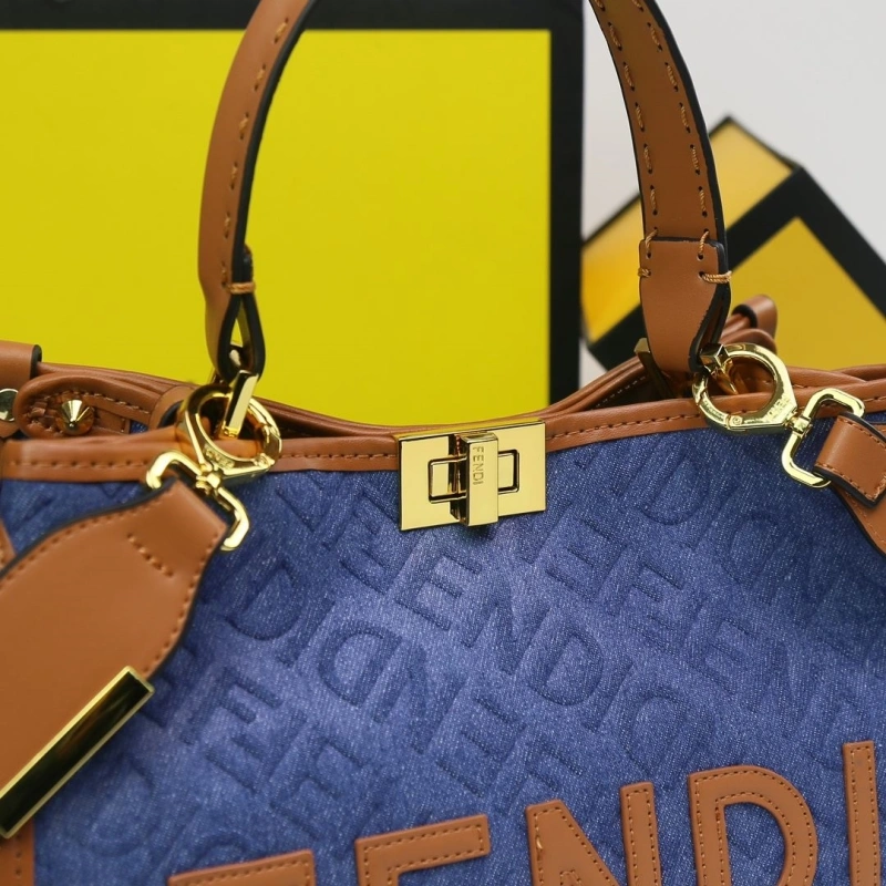 F**di shopping bags 4220a-0311