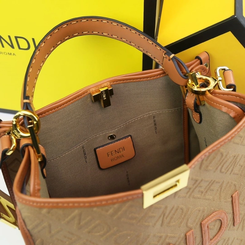 F**di shopping bags 4220a-0312