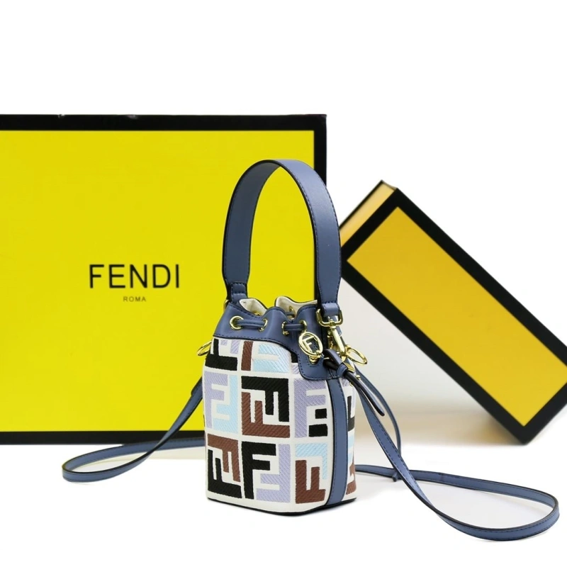 F**di bucket bags 4220a-0319