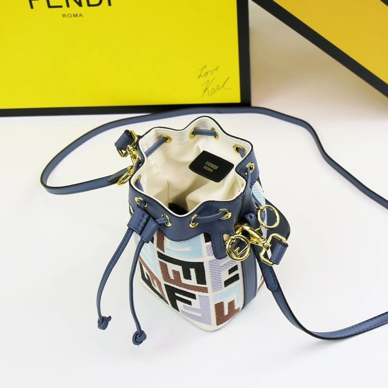 F**di bucket bags 4220a-0319