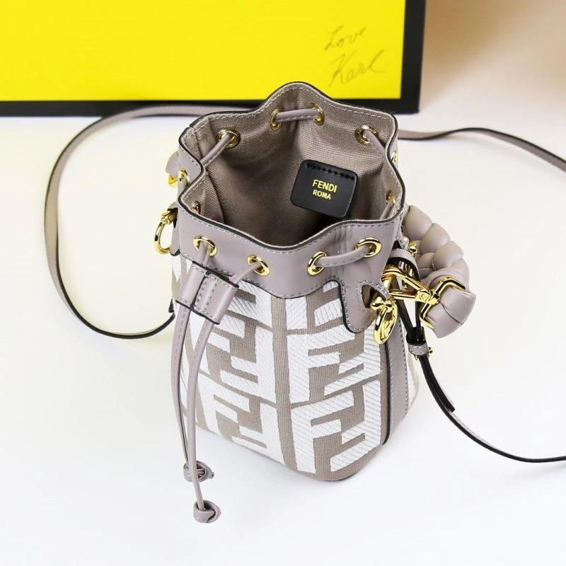 F**di bucket bags 4220a-0324