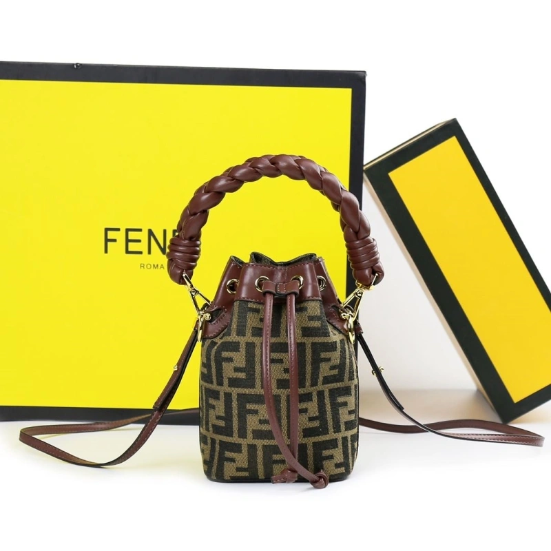 F**di bucket bags 4220a-0326