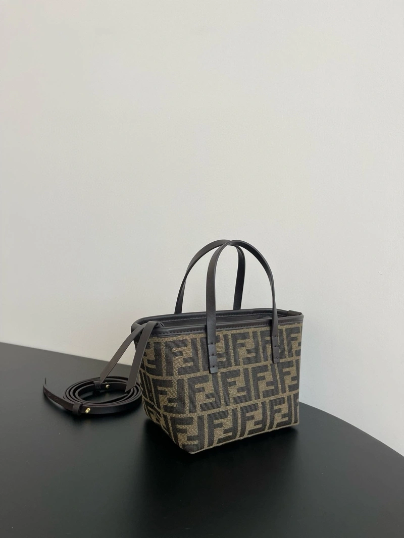 F**di top handle bags 4220a-0647