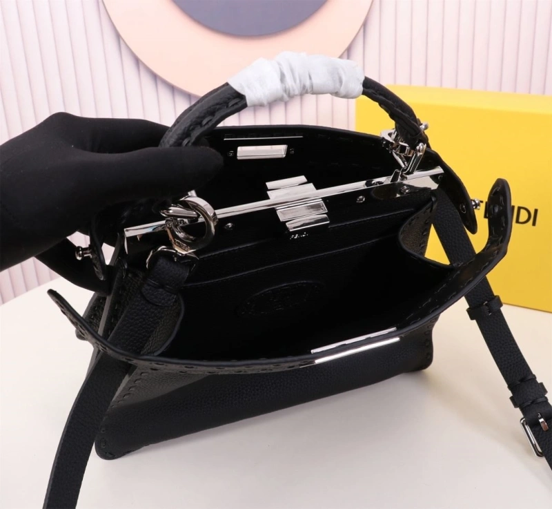 F**di top handle bags 4220a-0662