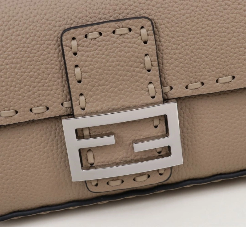 F**di top handle bags 4220a-0671